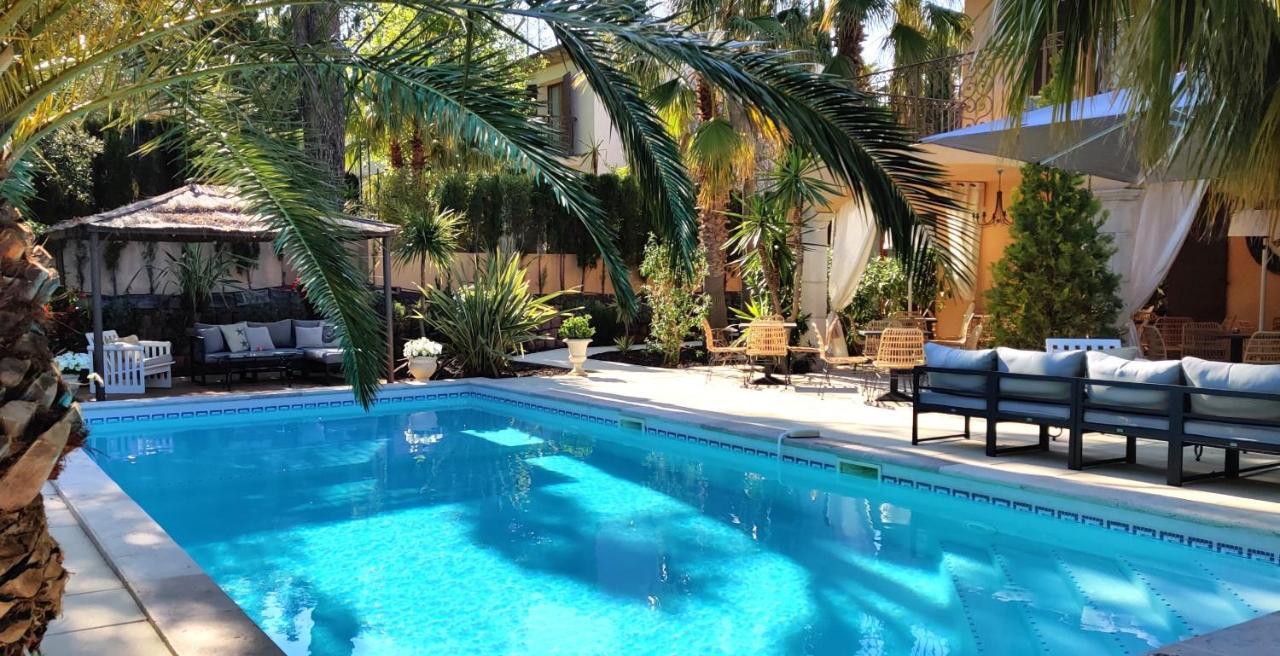 Maison Prestige Saint Tropez By Roberto Geissini Grimaud Ngoại thất bức ảnh