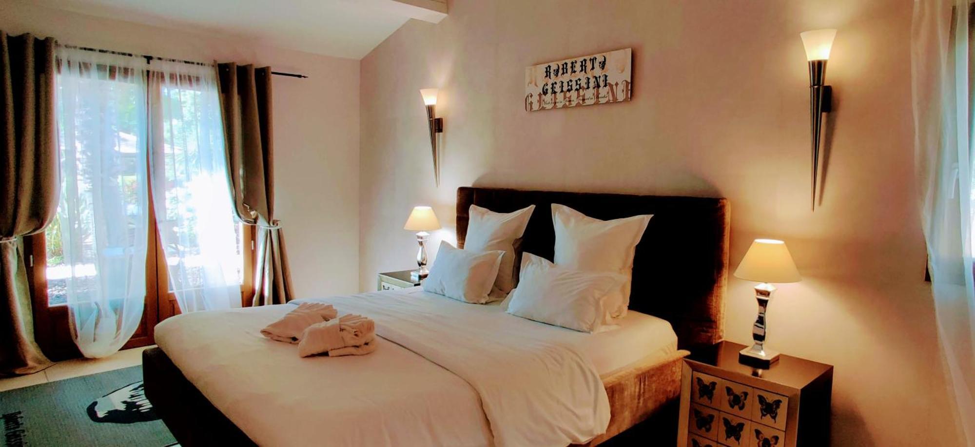 Maison Prestige Saint Tropez By Roberto Geissini Grimaud Ngoại thất bức ảnh