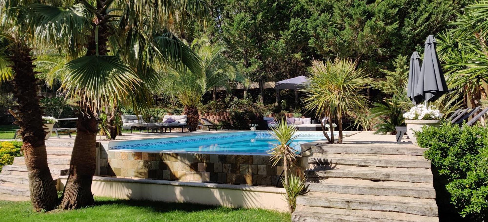 Maison Prestige Saint Tropez By Roberto Geissini Grimaud Phòng bức ảnh