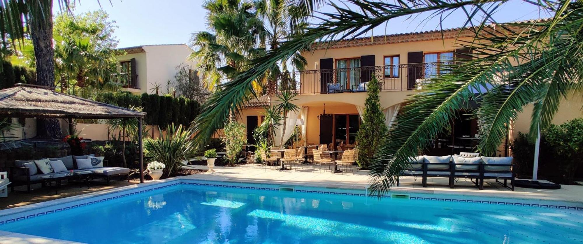 Maison Prestige Saint Tropez By Roberto Geissini Grimaud Ngoại thất bức ảnh
