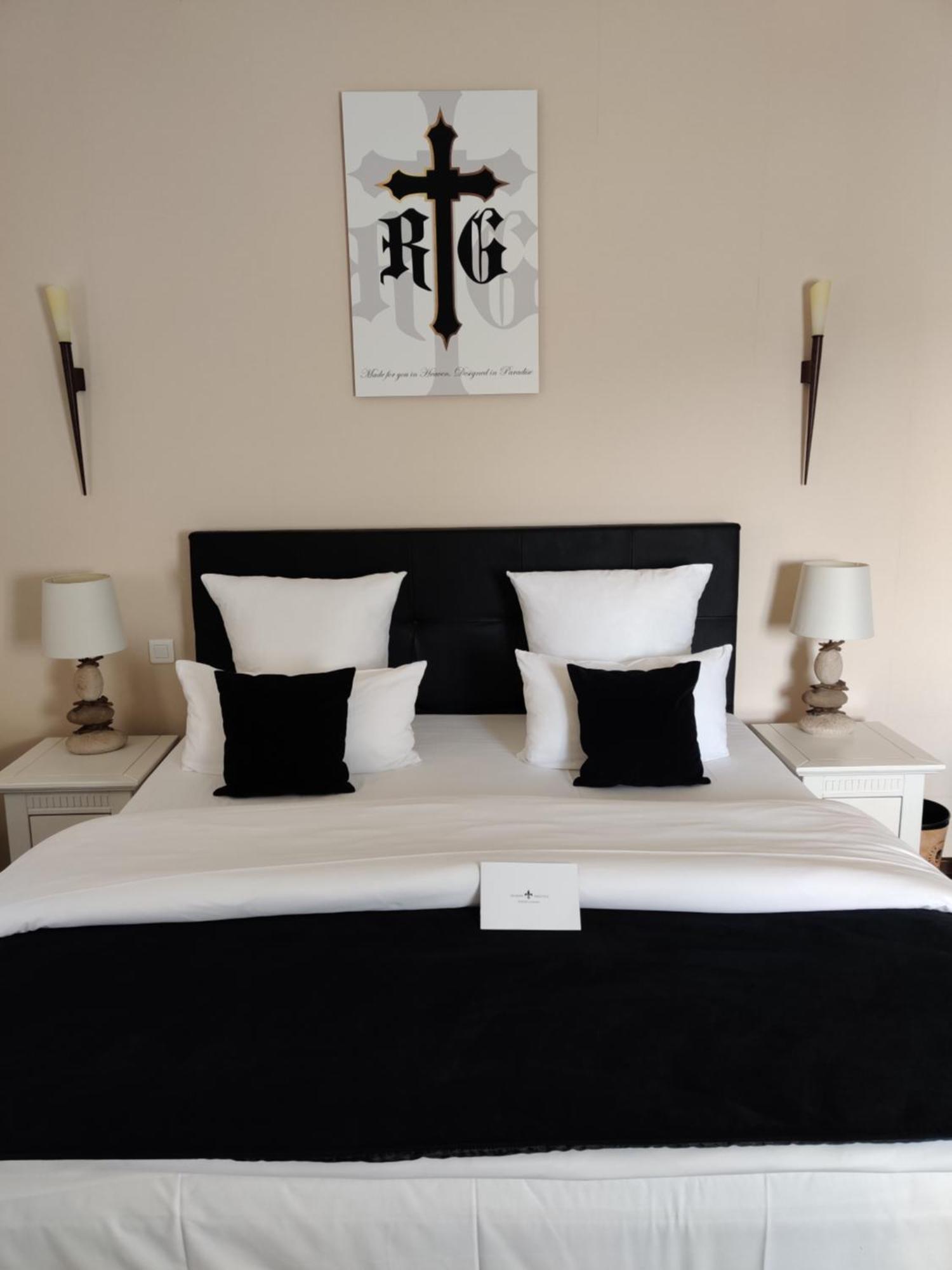 Maison Prestige Saint Tropez By Roberto Geissini Grimaud Ngoại thất bức ảnh