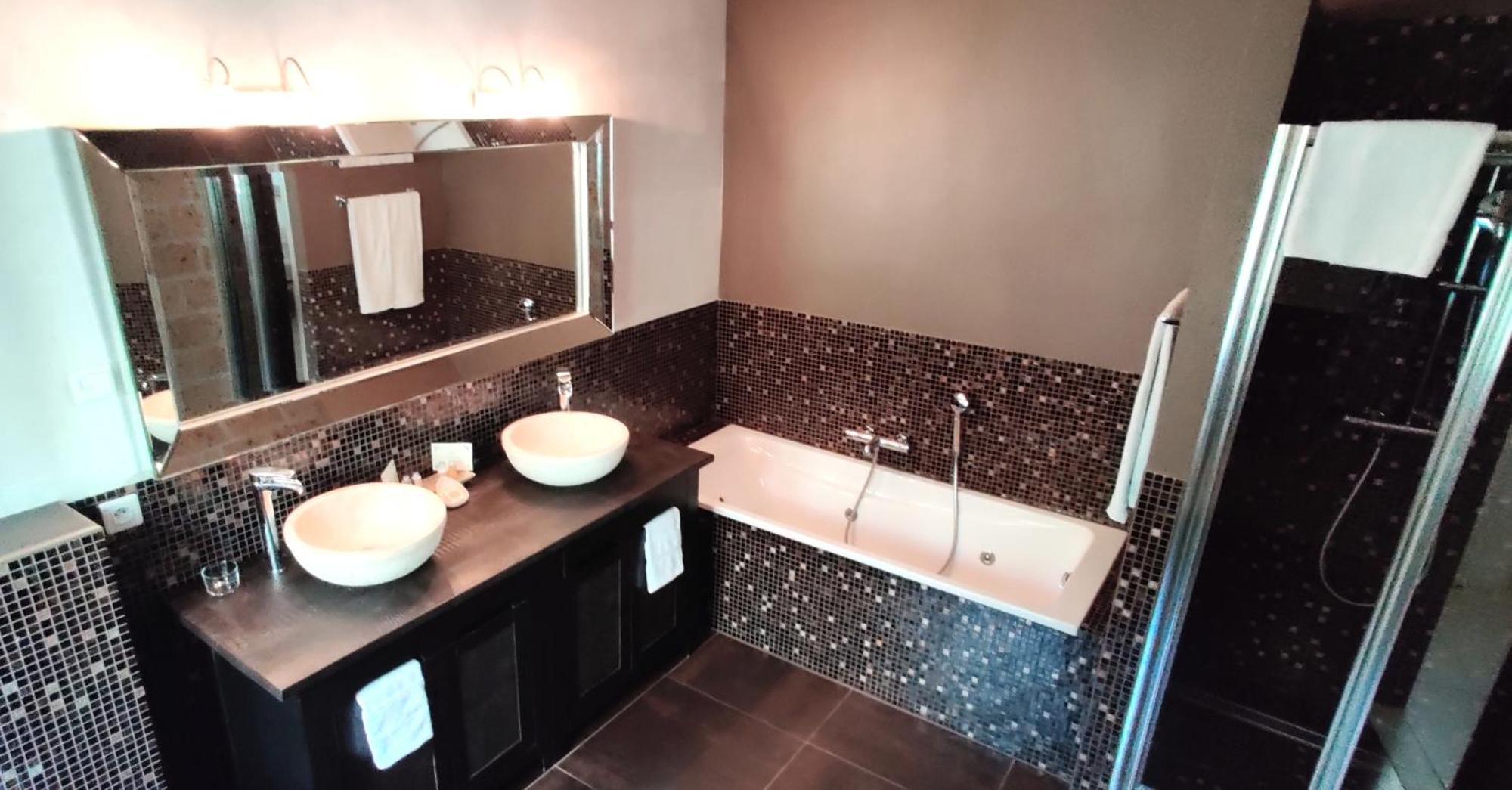 Maison Prestige Saint Tropez By Roberto Geissini Grimaud Ngoại thất bức ảnh