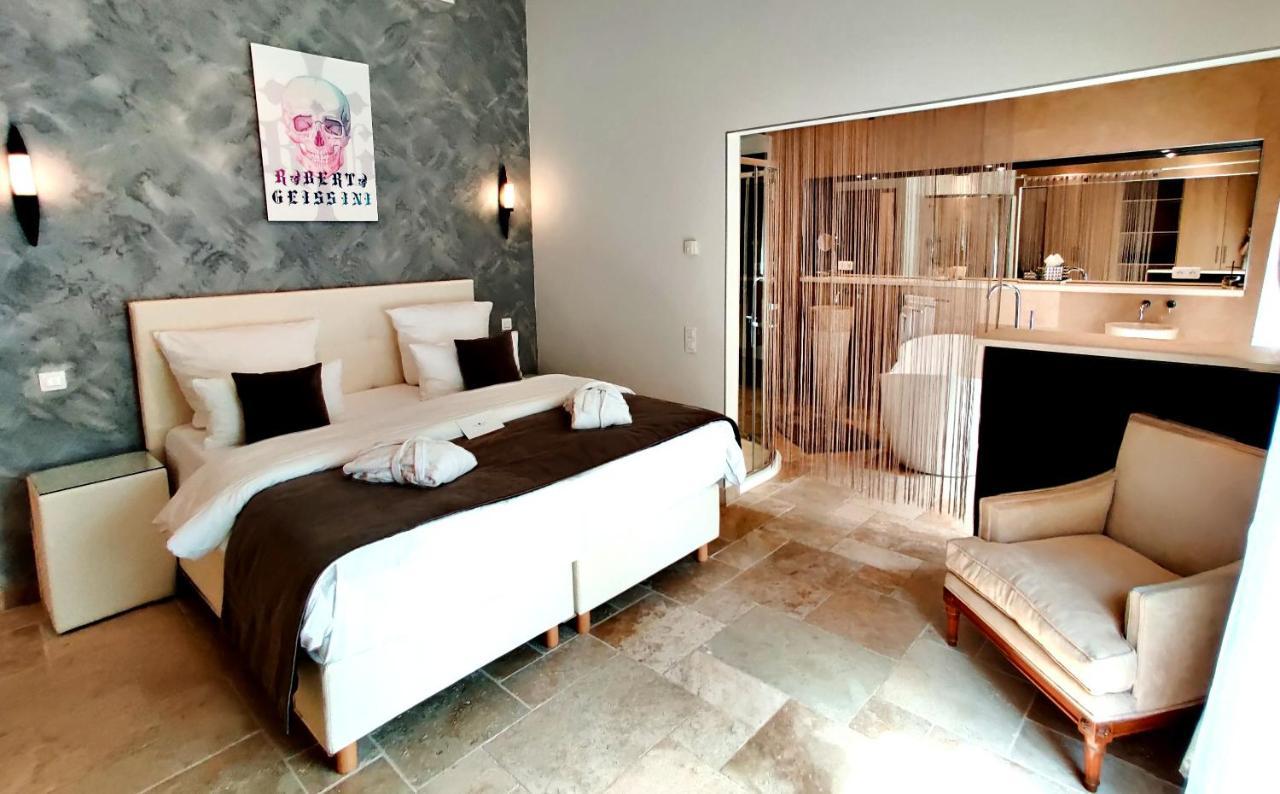 Maison Prestige Saint Tropez By Roberto Geissini Grimaud Ngoại thất bức ảnh