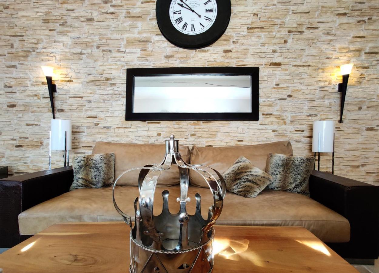 Maison Prestige Saint Tropez By Roberto Geissini Grimaud Ngoại thất bức ảnh
