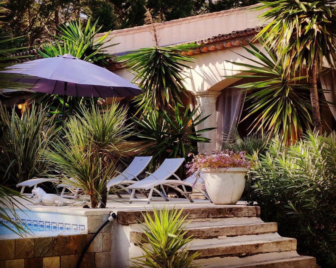 Maison Prestige Saint Tropez By Roberto Geissini Grimaud Ngoại thất bức ảnh